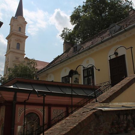 Zwinger Apartman Šoproň Exteriér fotografie